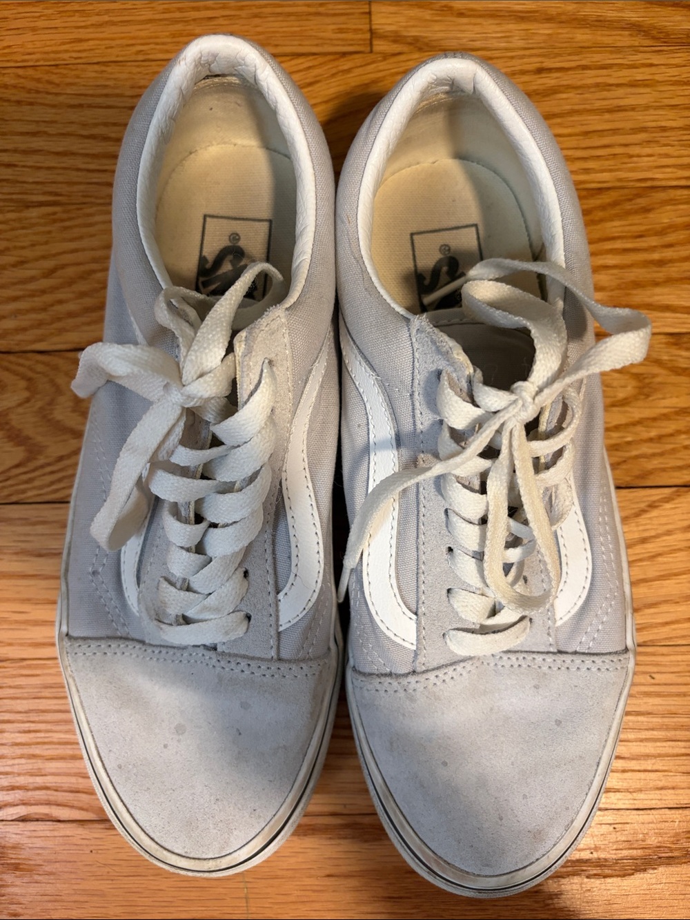 Vans Low Top Old Skool Sneakers in Light Gray and White 7.5 Women’s